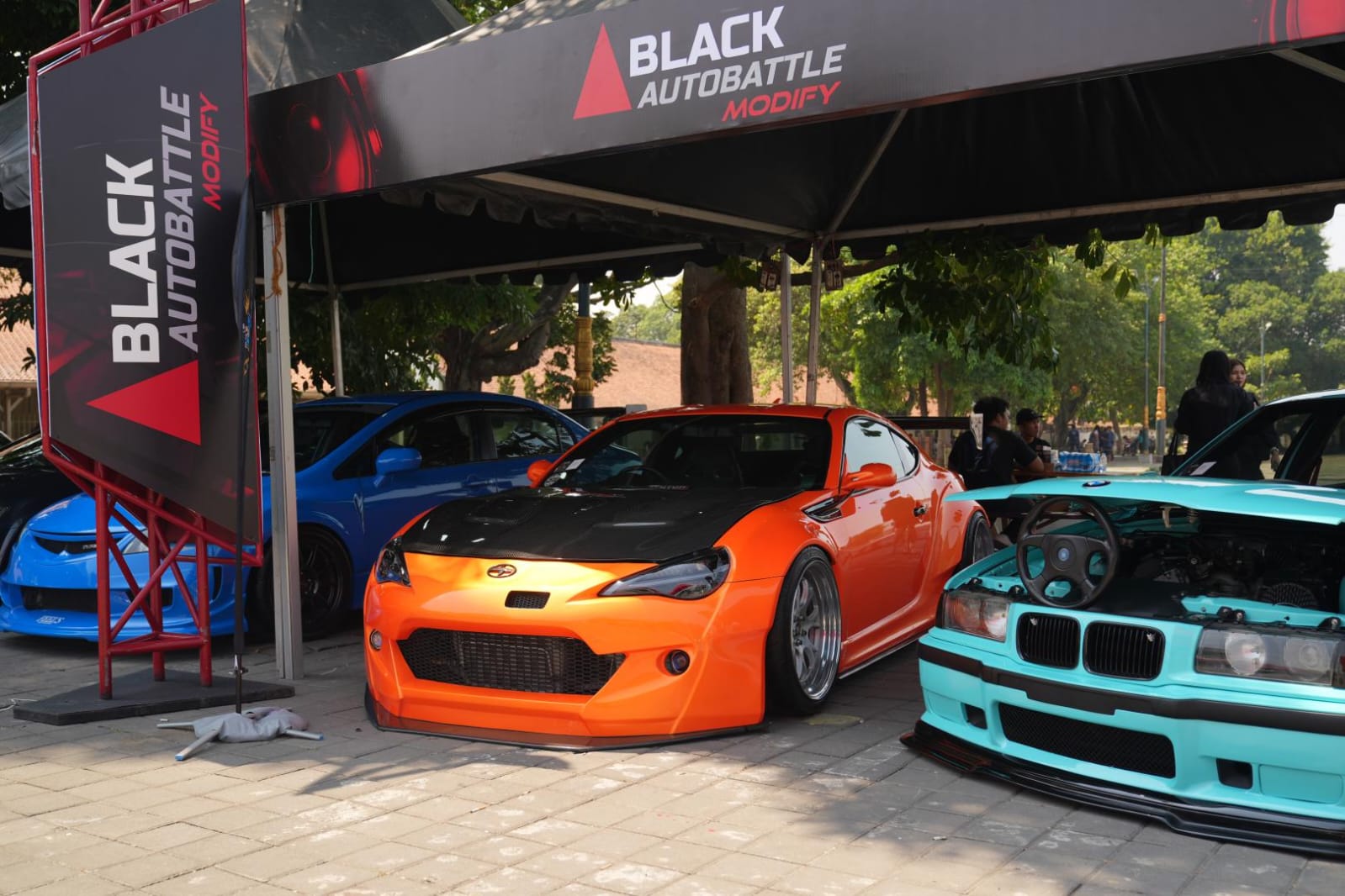 Ratusan Mobil Padati BlackAuto Battle Solo 2026 di Keraton Mangkunegaran