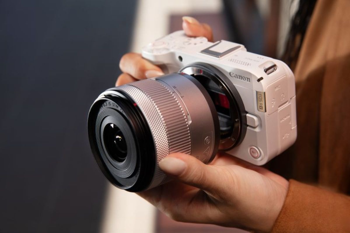 Spesifikasi Canon EOS R50 V, Kamera Mirrorless yang Cocok untuk Vlogger