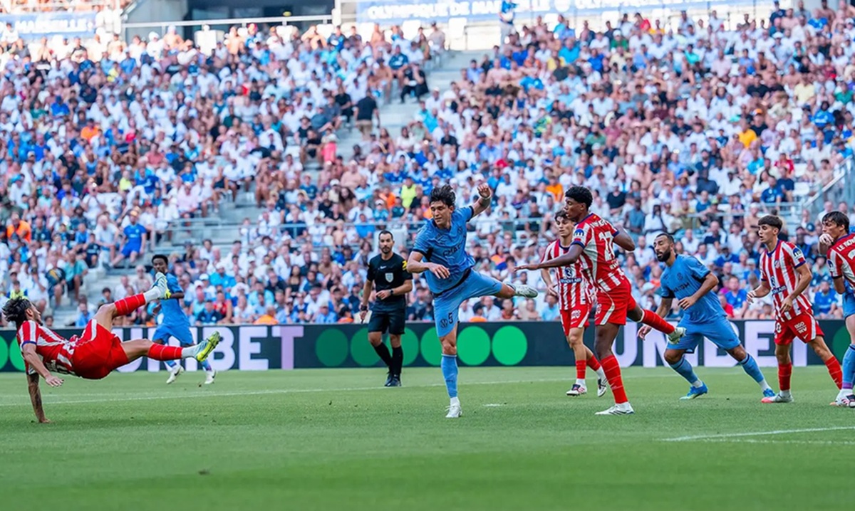 Hasil Marseille vs Atletico Madrid 1-2: Balerdi Dicemooh Suporter, Los Rojiblancos Menang