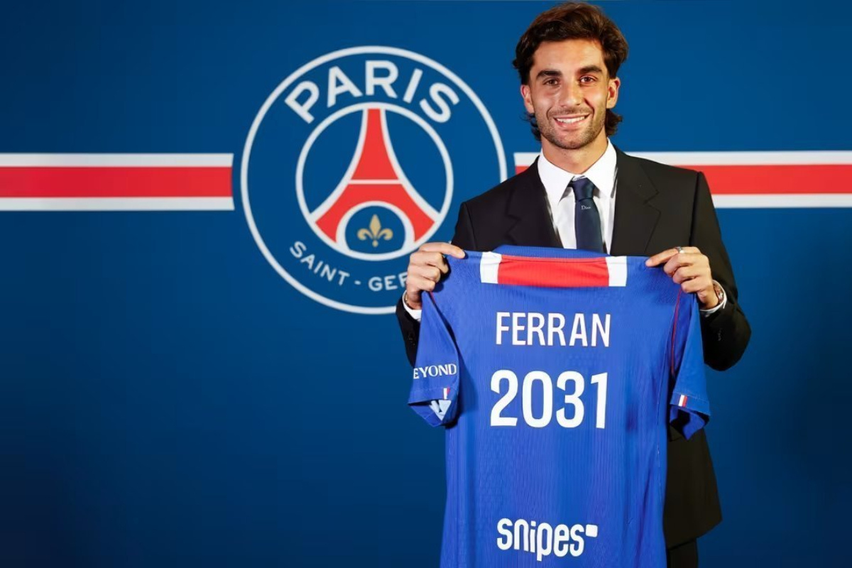Ferran Torres Gabung PSG, Kontrak hingga 2031 dan Kenakan Nomor 9