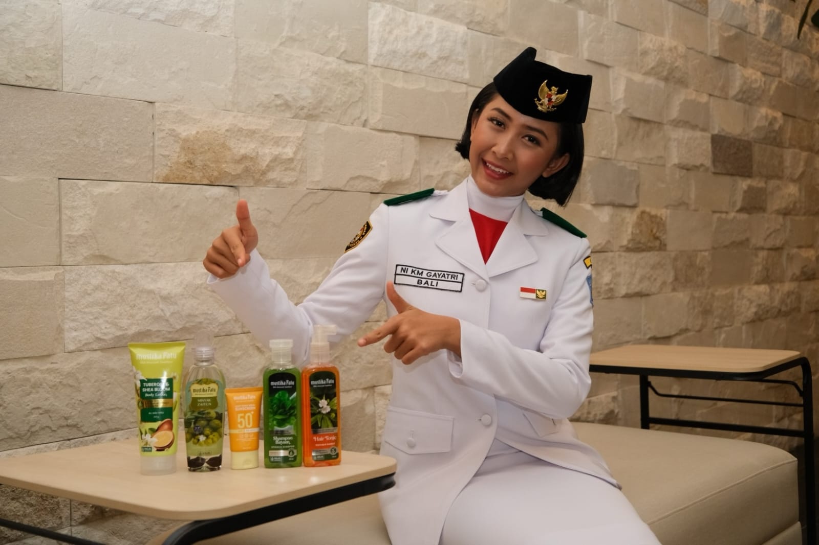 1786895330_8c1c625625a01c4ca040