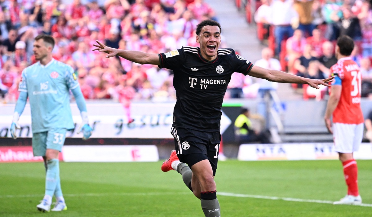 Kolaps Lagi di Laga Bayern Muenchen, Jamal Musiala Didiagnosa Alami Disfungsi Neurologis