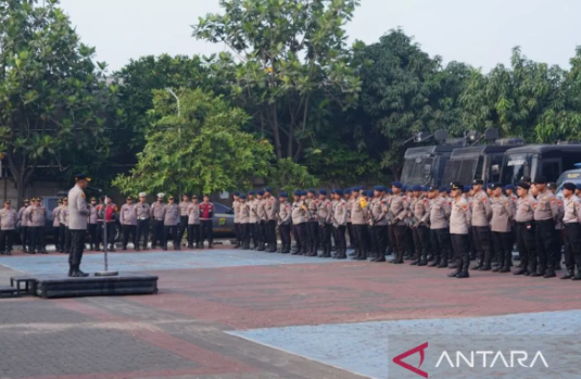 Amankan Duel Persija vs Persib, Ribuan Aparat Gabungan Jaga Titik Penyekatan di Bekasi